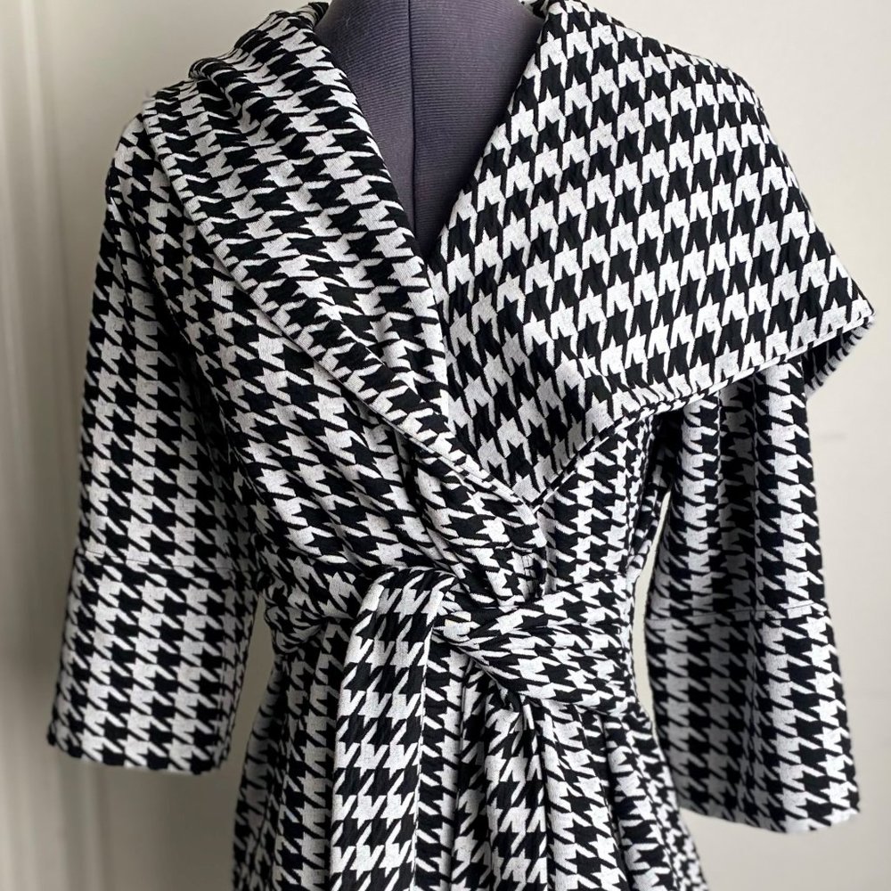 Houndstooth Coat, Ties at waist